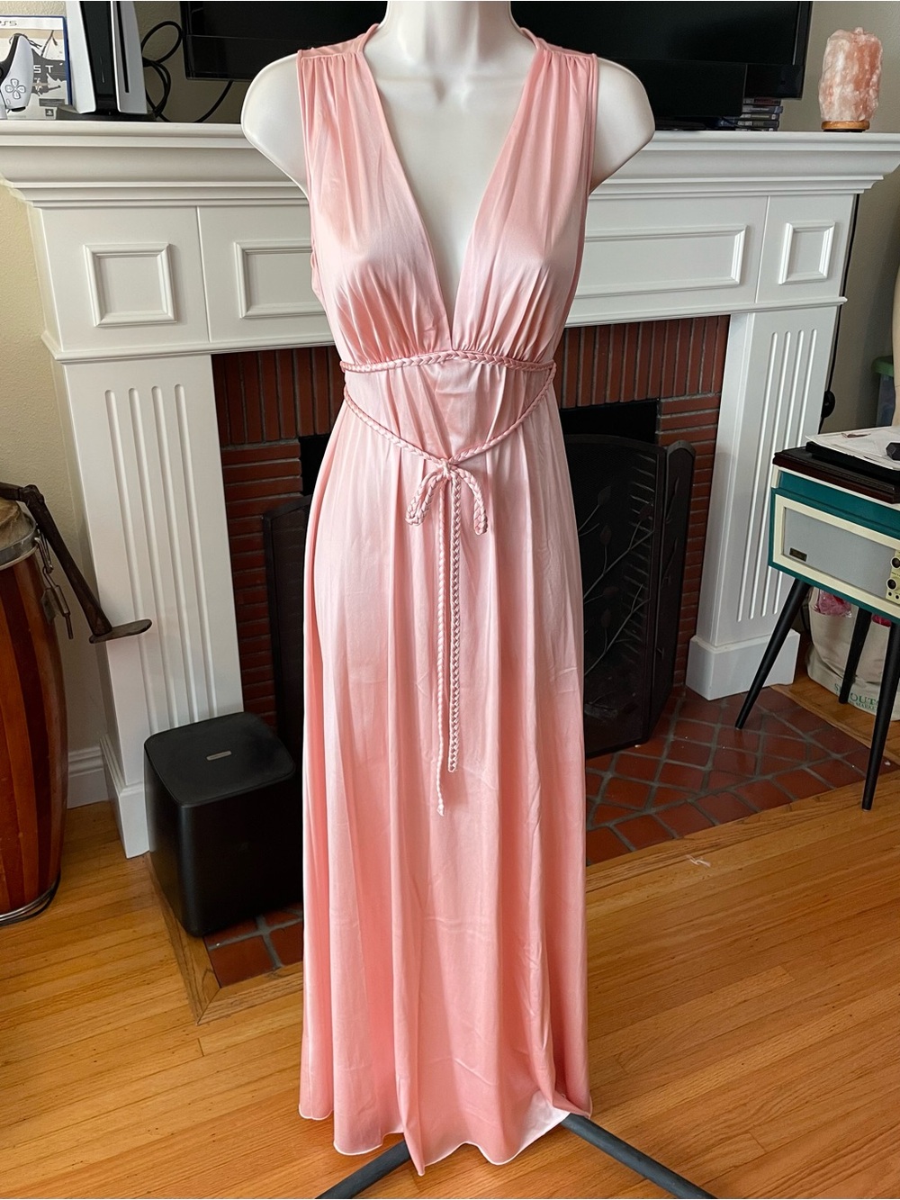 Vanity Fair Vintage Pink Braided Floor Length Nightgown 32 M